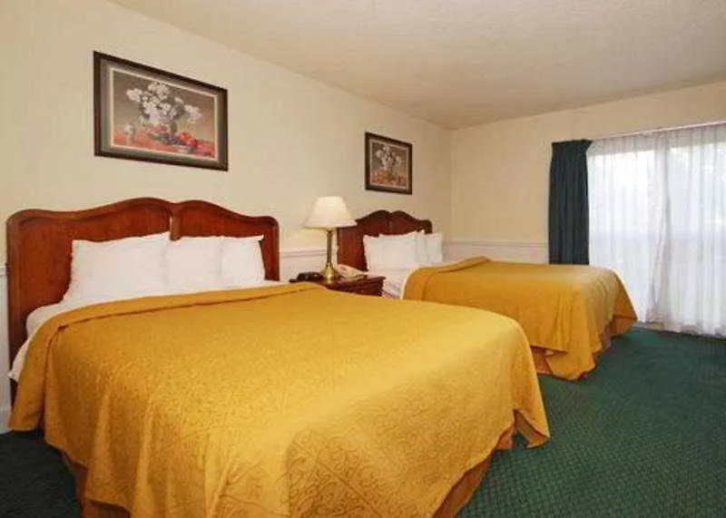 Quality Inn And Suites North 콜럼버스 4*,  미국