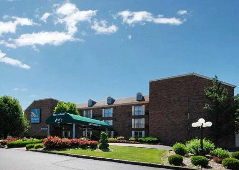 Quality Inn And Suites North 콜럼버스